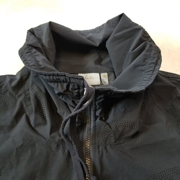✅Nanette Lepore Activewear Windbreaker Jacket Black Perforated Women's Size 2X - Picture 6 of 16